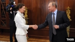 Анна Кузнецова с Владимиром Путиным