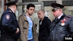 Артем Лоскутов во время задержания 1 мая, 2016