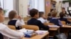Москвичи забирают детей из классов, где учатся школьники-мигранты