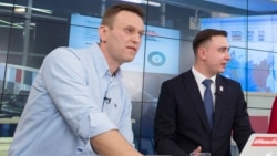 "Для Навального не стояло выбора "не возвращаться", он не отделял себя от российской политики". Интервью Ивана Жданова
