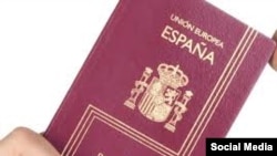 Spanish passport 
