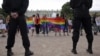 Акция в защиту прав ЛГБТ-людей в Санкт-Петербурге в 2017 году, архивное фото
