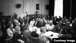 Встреча семей жертв Катынского расстрела, 1990 г.