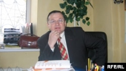 Анатолий Букас