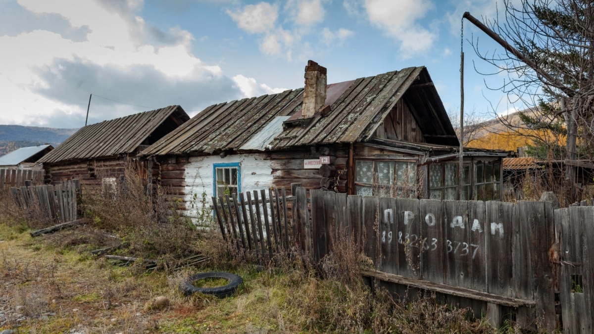 Брать хлеб в долг – унижение