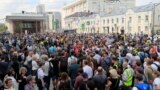 Police did not try to block an unauthorized August 31 rally for the registration of independent and opposition candidates in Moscow's upcoming local elections. REUTERS/Tatyana Makey