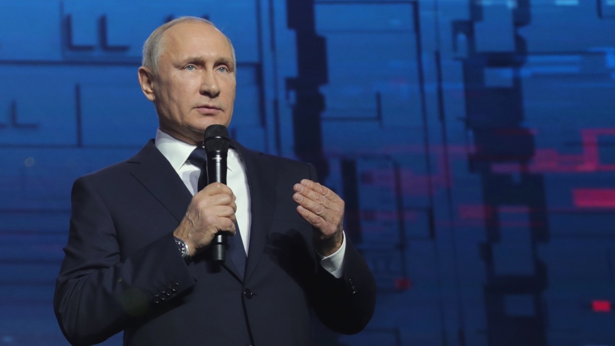 Владимир Путин и его сроки: что он обещал и что получилось