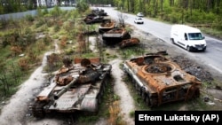 Разрушенные российские танки под Киевом