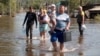 "Мэр города счел, что панику создавать не нужно". Волонтер из Тулуна о наводнении и его последствиях