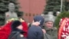 Прокричавший на акции в память Сталина "Сгори в аду, палач народа" получил 500 рублей штрафа