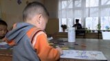 Сироты при живых родителях. Как живут дети гастарбайтеров из Кыргызстана
