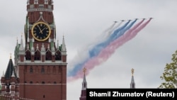 Парад авиации над кремлевской стеной 9 мая 2021 года