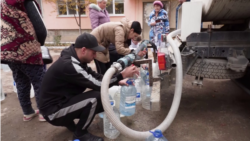 How Annexed Crimea's Residents Cope Without Drinking Water