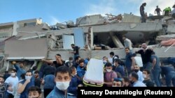 Последствия землетрясения в Измире, Турция, 30 октября 2020 года