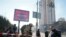 Жилой дом в Киеве, в который попала ракета