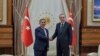 Президент Татарстана Рустам Минниханов с президентом Турции Реджепом Эрдоганом в Анкаре, 30 апреля 2015