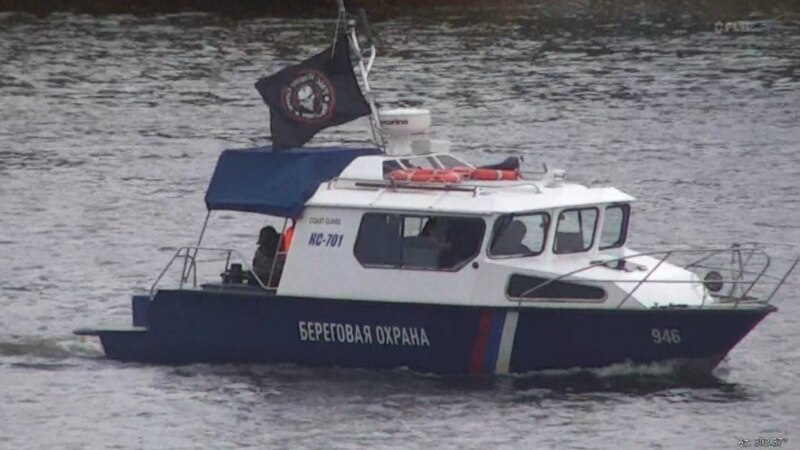 МИД Эстонии сообщил о плавающем на границе пограничном катере России под флагом "ЧВК Вагнера"