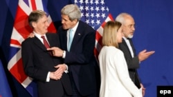 Переговооры в Лозанне: госсе6кретарь США Джон Керри, Федерика Могерини и представители Ирана 