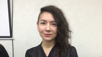 Қисық, әдемі, сексуалды және сексуалды есек