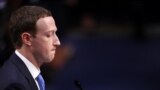 Америка: обыски у адвоката Трампа и Цукерберг в Сенате