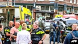 Полиция и спецслужбы на месте инцидента со стрельбой в Роттердаме