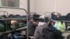 Камера в ЦВСИГ в Сахарове ночь на 4 февраля 2021 года, в которой находится 28 человек. Фото: телеграм-канал "Протестный МГУ"