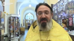 Иеромонах Иоанн рассказывает, почему он укрыл протестующих от задержаний в храме в Москве