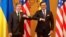 Америка: визит госсекретаря США в Киев
