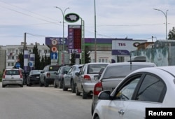 Очереди на АЗС в Севастополе в оккупированном Крыму, 1 июня 2026 года