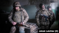 Ukraine -- Prisoner battalion training in eastern Ukraine