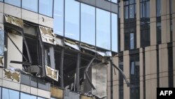 Москву атаковали беспилотники, удары пришлись по башне "Москва-сити": фотогалерея