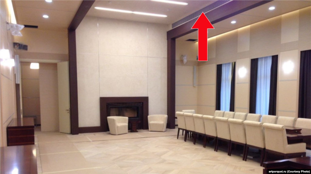 Вентиляция в оригинальном кабинете в Ново-Огарёве. В ней пять отверстий