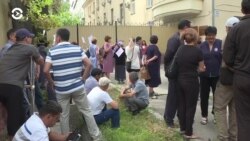 Азия: Атамбаев остается под стражей
