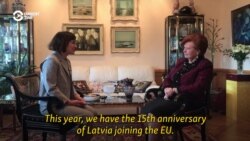 Former Latvian President Vaira Vike-Freiberga: 'Ukrainians Have Sold Their Souls For Russian Gas'