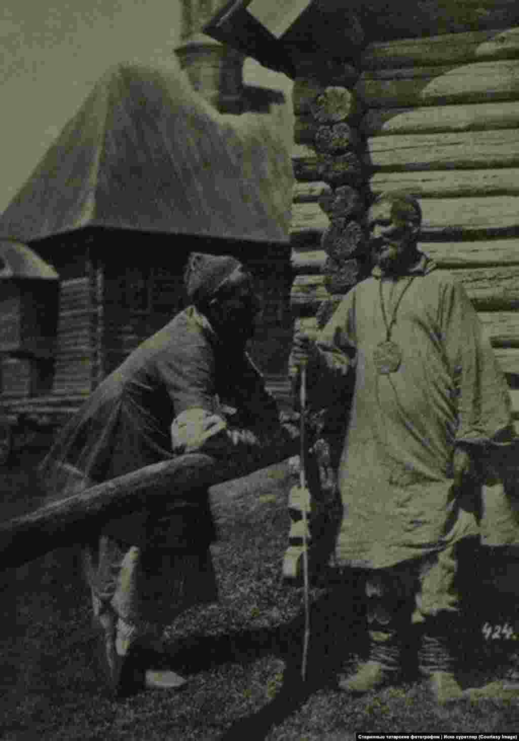 Эта одна из самых старых фотографий в коллекции Наиля &ndash; татары Симбирской губернии в 1870 году