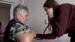 Репортаж Настоящего Времени о медиках в прифронтовых сёлах Украины и их пациентах