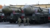 Пусковые установки подвижного грунтового ракетного комплекса "Ярс" в городе Тейково во время подготовки к военному параду на Красной площади 9 мая 2020 года. Фото: ТАСС