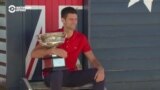 Австралия против первой ракетки мира: как в страну пытаются не впустить непривитого теннисиста Джоковича