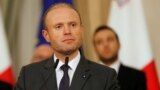 Премьер Мальты уходит в отставку из-за расследования убийства журналистки Дафны Каруаны Галиции