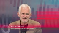 Беляцкий: "Лукашенко строит на выборах "фасадную" демократию"