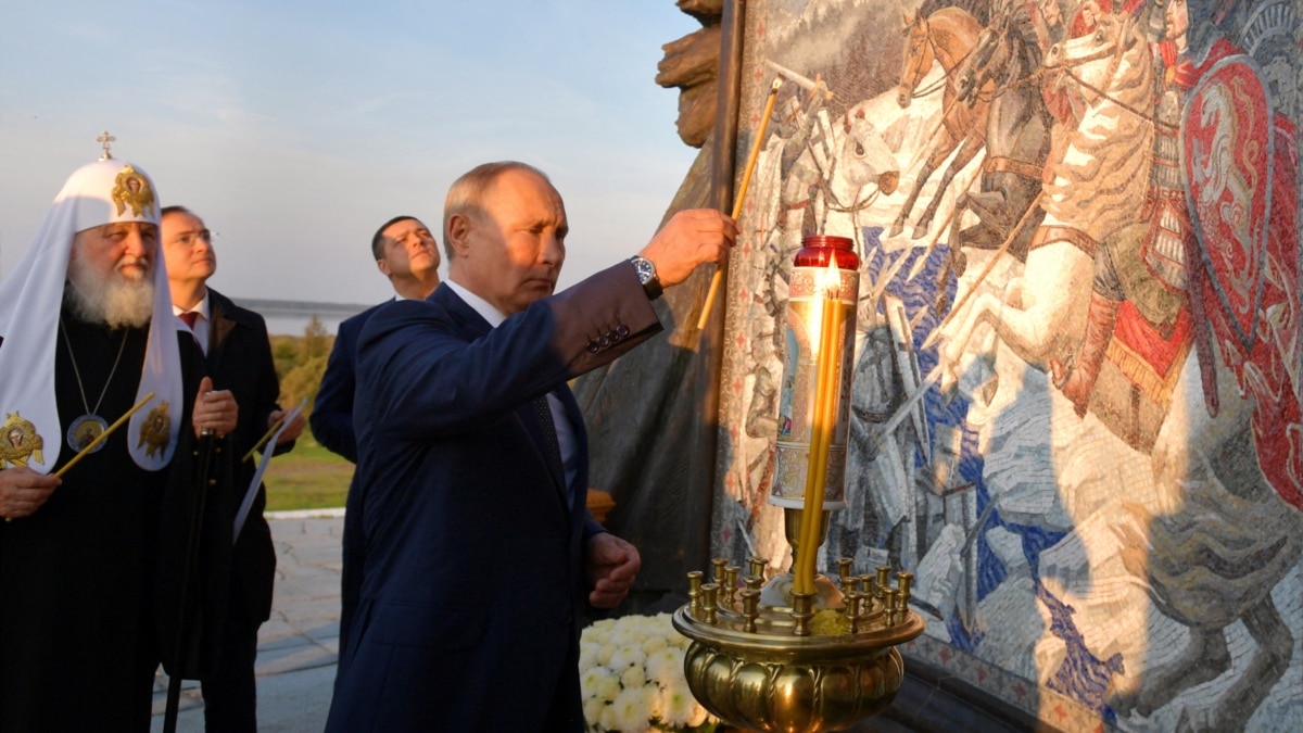 Вбухали миллионы, строили вояки, без конкурса