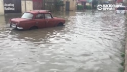 Потоп в Баку. Жители не унывают