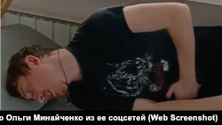 Раненный мобилизованный Максим Зубков, которого из госпиталя забрала полиция, чтобы вновь отправить на войну, Екатеринбург, 2026 год
