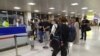 В аэропорту Кыргызстана застряли несколько сотен граждан Таджикистана. Им не разрешен въезд в страну 