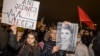 В Польше проходят массовые протесты после смерти женщины, которой отказали в аборте