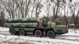 Экс-офицер Генштаба ВСУ рассказал, с чем связана "экскурсия" российской военной техники по территории Беларуси к границе с Украиной
