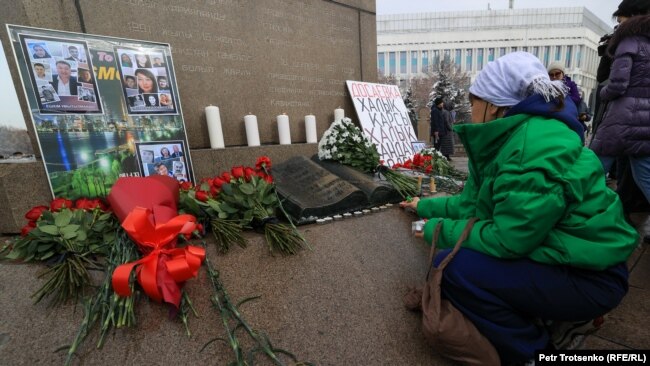 В Алматы прошел митинг в память о погибших в "кровавый январь"