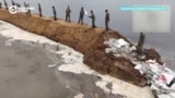 Жители сел в Северном Казахстане укрепляют дамбы: вода приблизилась к Петропавловску