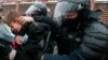 Кто разгоняет акции протеста в Москве