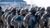 Америка: Вашингтон на осадном положении